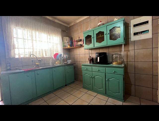 3 BEDROOM HOUSE FOR SALE IN BRACKENDOWNS